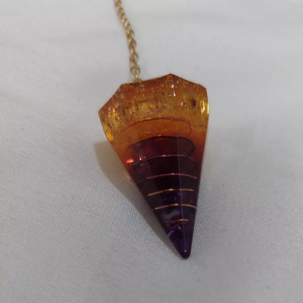 Saint Germain Orgonite Pyramid + Violet Ray Pendulum - BuyBrazil