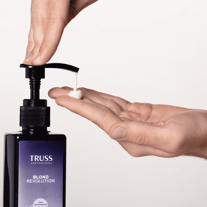 Truss Blond Revolution Acid Anti-Break Acidifier 400ml/13.5 fl.oz.