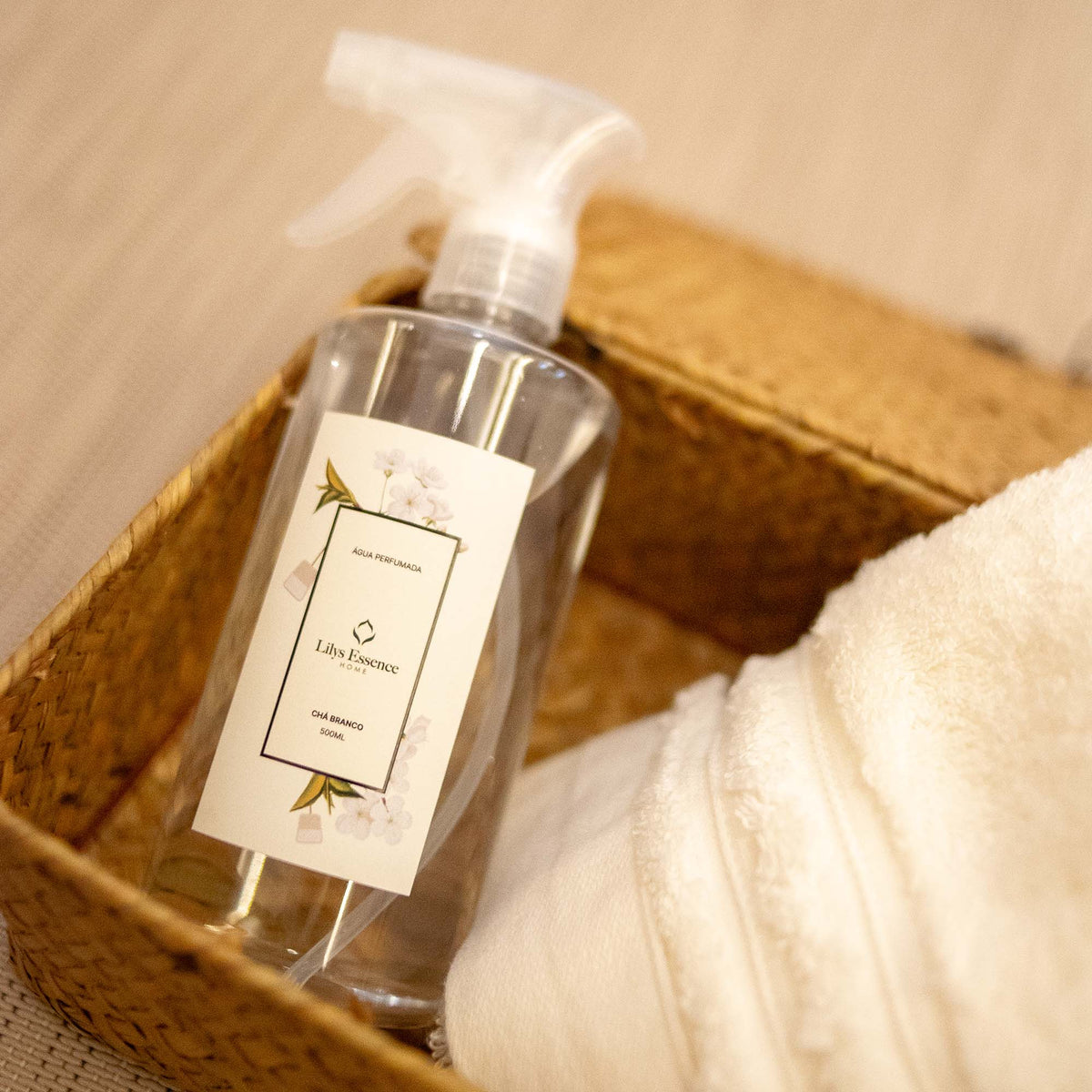 Scented Water for Fabrics - White Tea 500ml - BuyBrazil