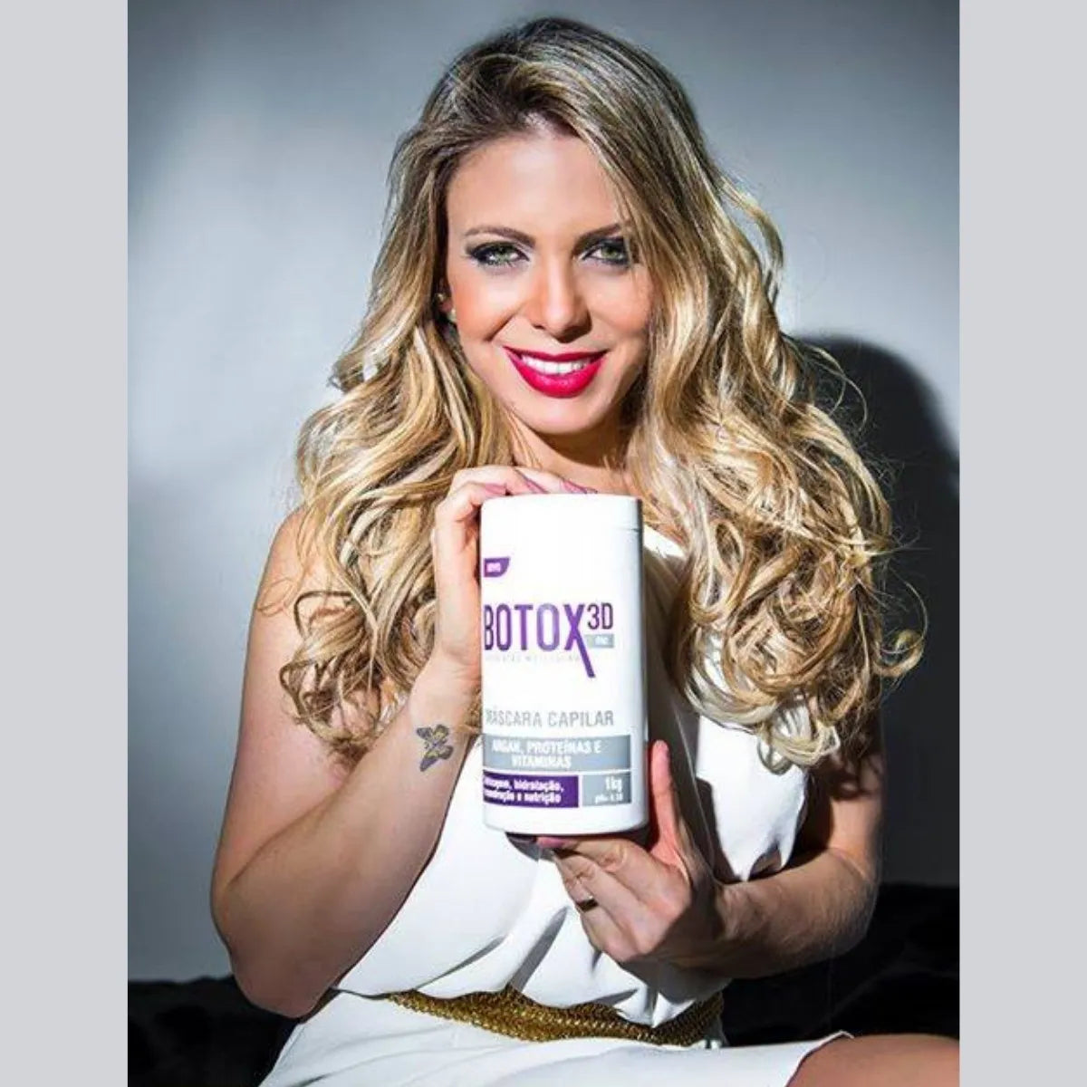 NS3 Brasil BTX 3D Pro Hair Mask treatment in purple bottle, smooths waves, reduces frizz, adds shine, and volume for hair care.