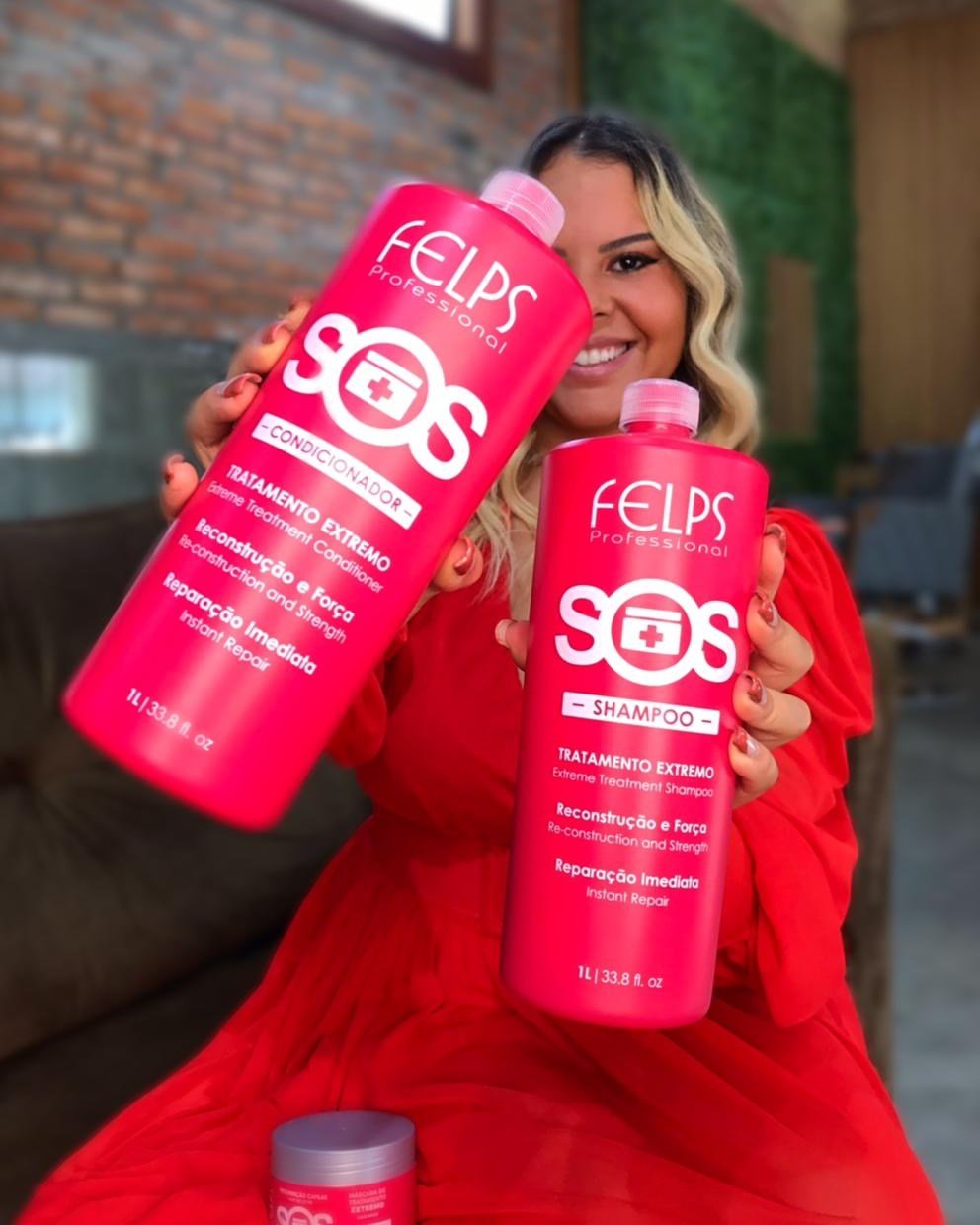 FELPS SOS Hair Reconstruction Mask 1kg jar, nourishing hair care treatment for damaged and dry hair, with a smooth, hydrating texture.
